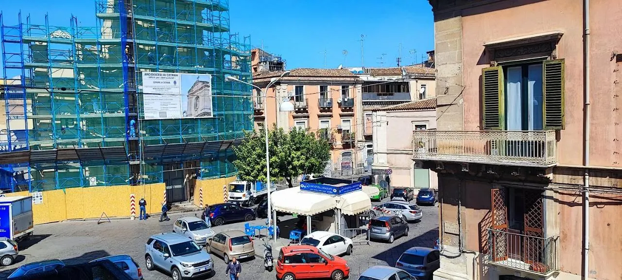 Apartament Downtown Vicino Al Duomo Katania 0*,  Włochy