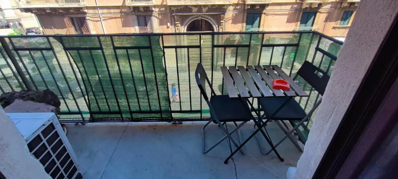 Apartament Downtown Vicino Al Duomo Katania Włochy